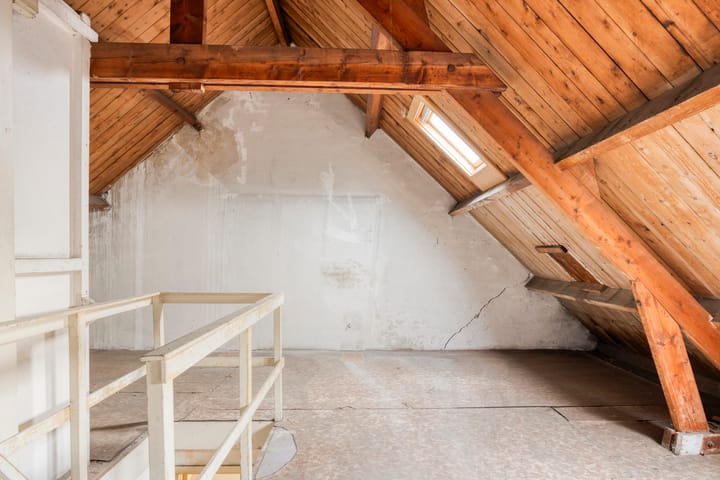 Photo 33 of Kwaadeindstraat 98