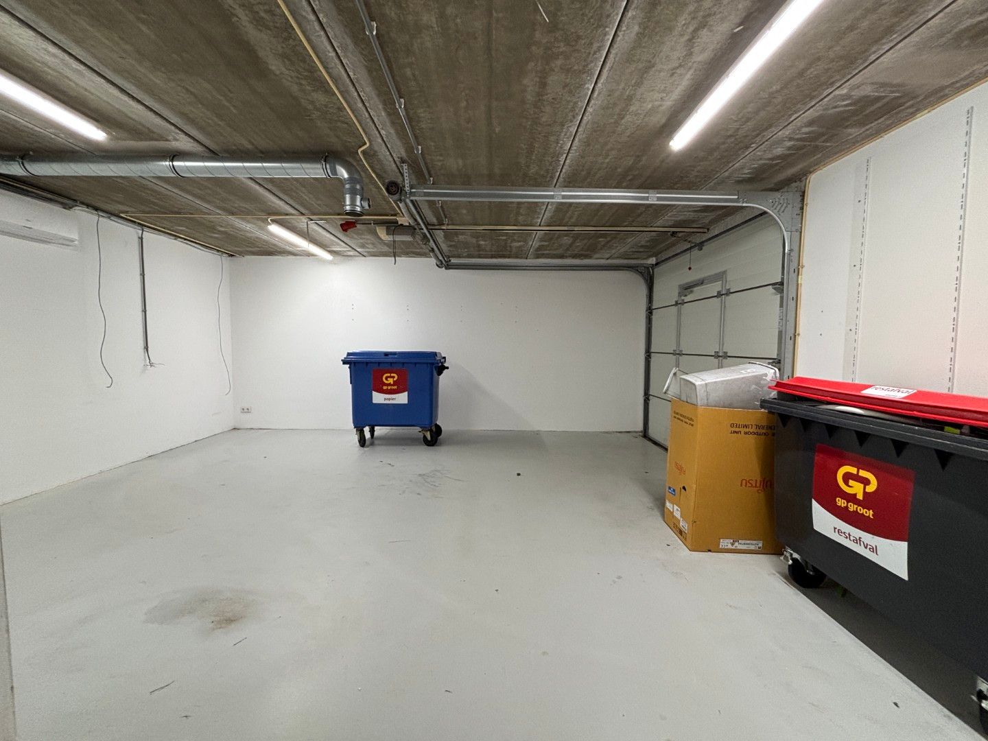 Bekijk foto 4 van Einthovenstraat 5