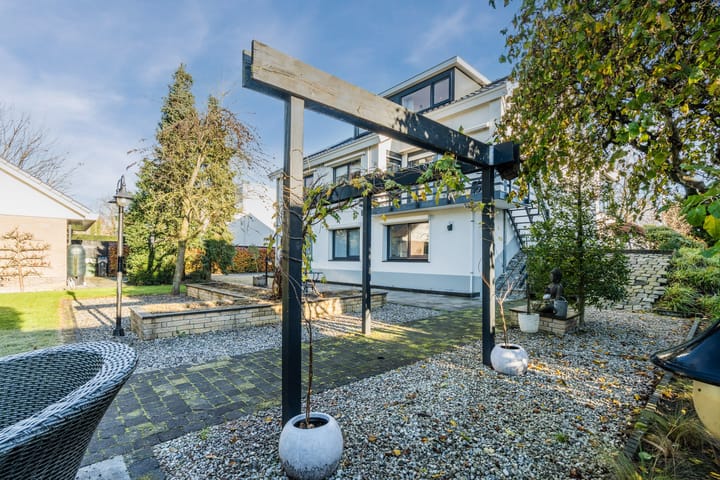 Foto 86 van Beukenweg 6