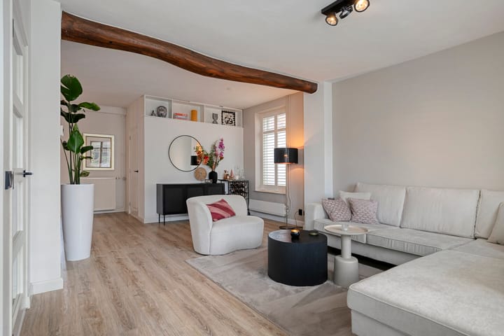 Photo 10 of Dorpsstraat 42