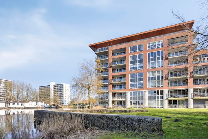 Photo 9 of De Oeverlanden 299