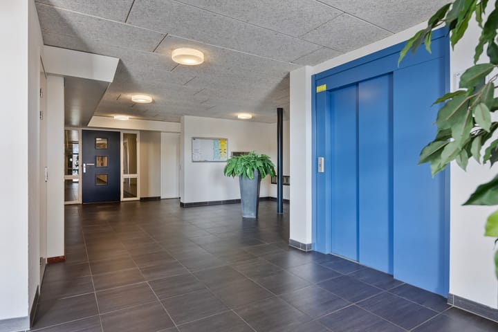 Photo 12 of De Oeverlanden 299