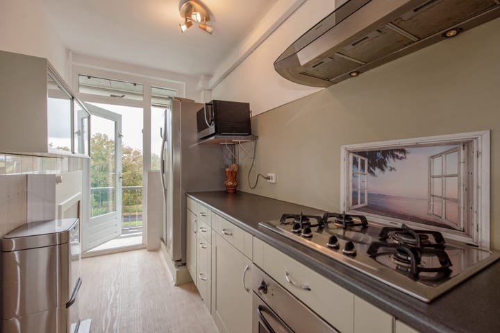 Photo 9 of Burgemeester Keijzerlaan 227