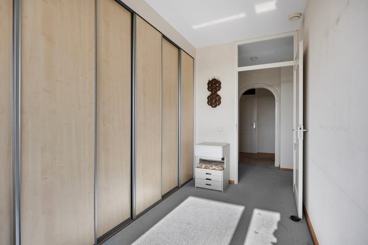 Photo 34 of De Oeverlanden 299