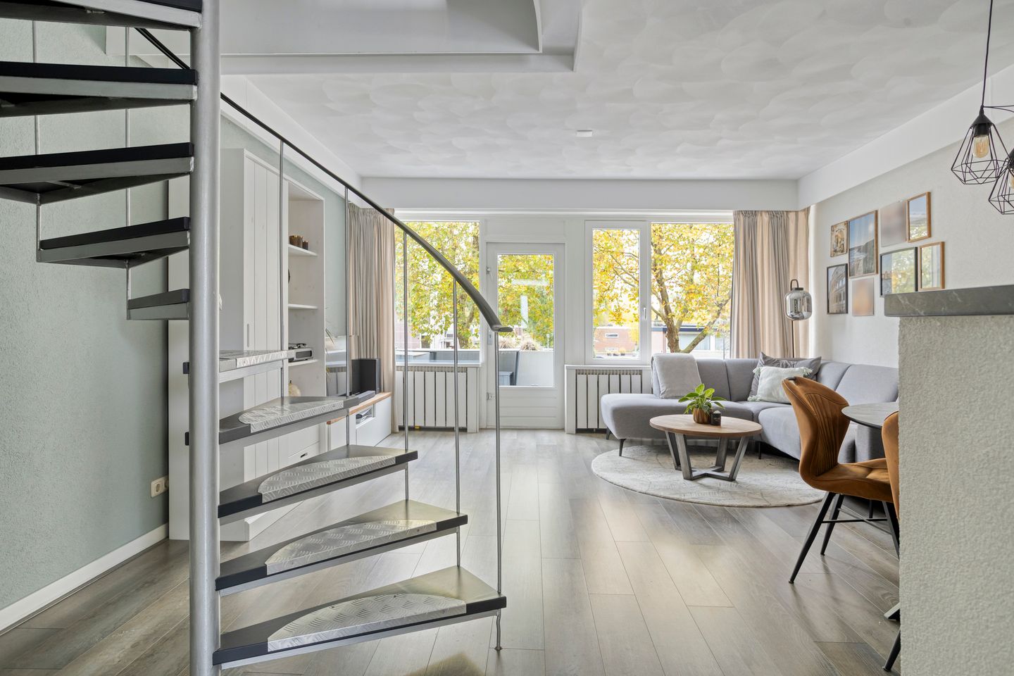 Photo 14 of Jan van Delftstraat 43