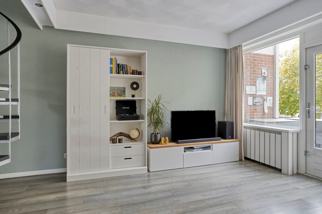 Photo 16 of Jan van Delftstraat 43