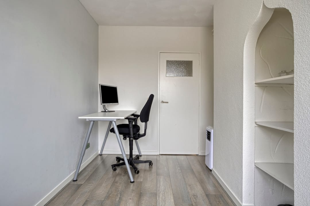 Photo 31 of Jan van Delftstraat 43