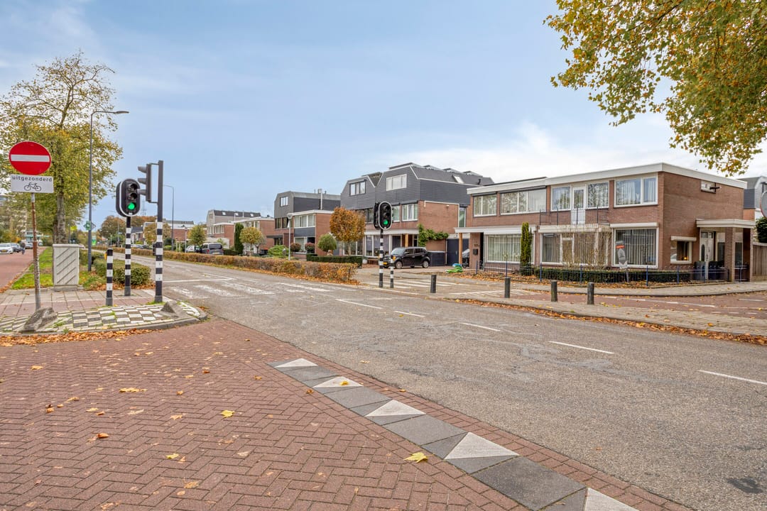 Photo 7 of Jan van Delftstraat 43