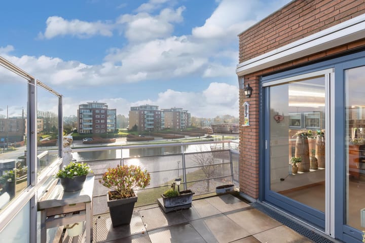 Photo 5 of Mevrouw De Rooweg 25