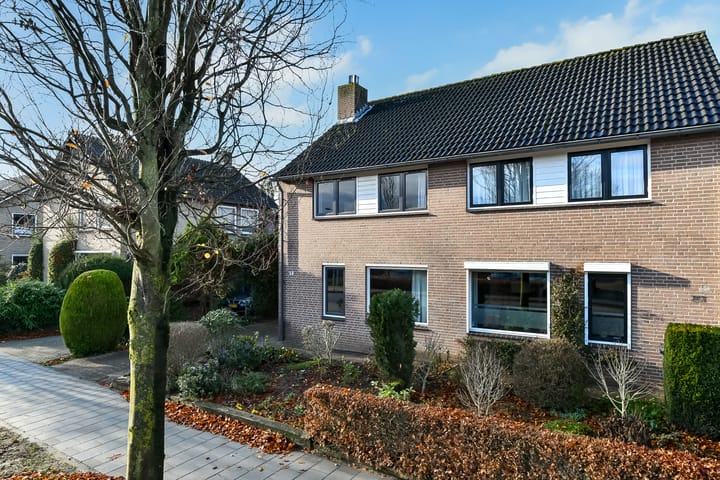 Photo 2 of Mozartstraat 51