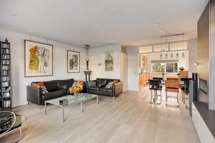 Photo 2 of Beelstraat 14