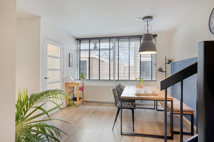 Foto 7 van Doornenburg 724