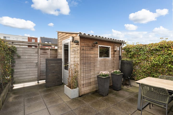 Photo 13 of Weegbree 85