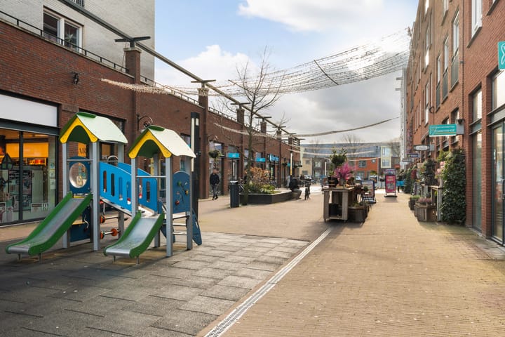 Photo 22 of Weegbree 85