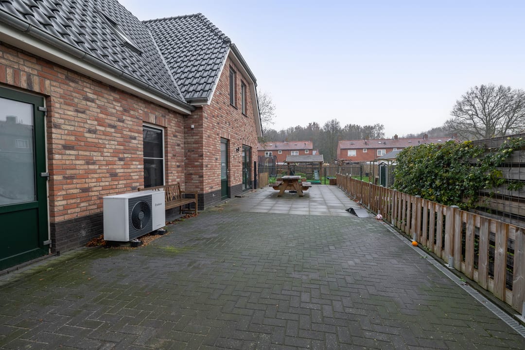 Foto 38 van Julianastraat 46