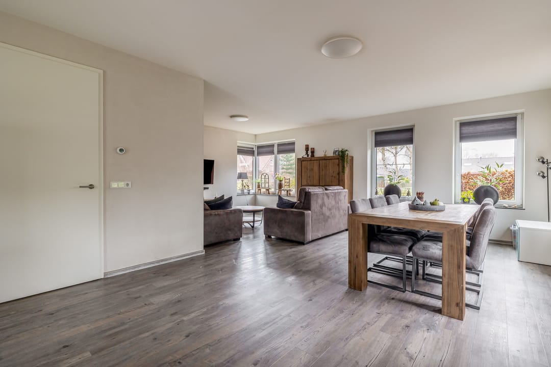 Foto 11 van Julianastraat 46