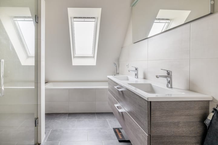 Photo 3 of Julianastraat 46