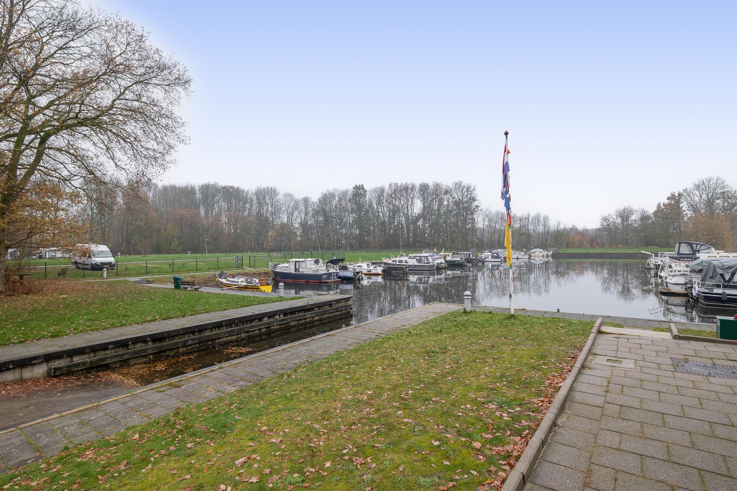 Foto 50 van Julianastraat 46