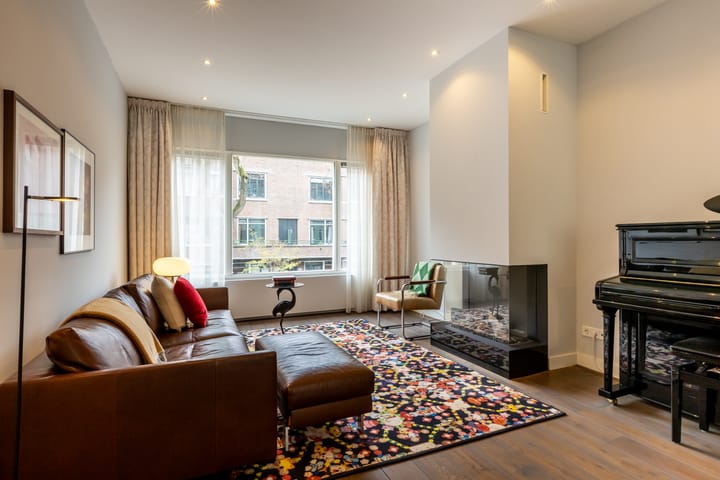 Photo 10 of Breitnerstraat 45-A01