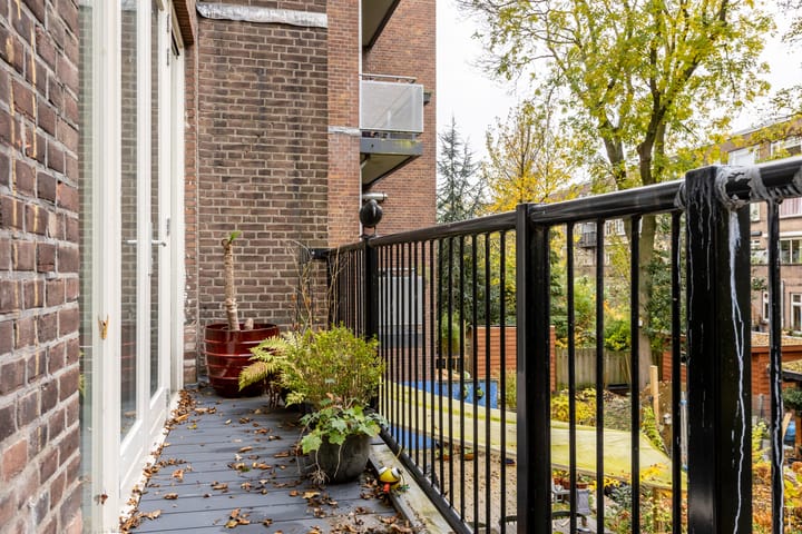 Photo 18 of Breitnerstraat 45-A01