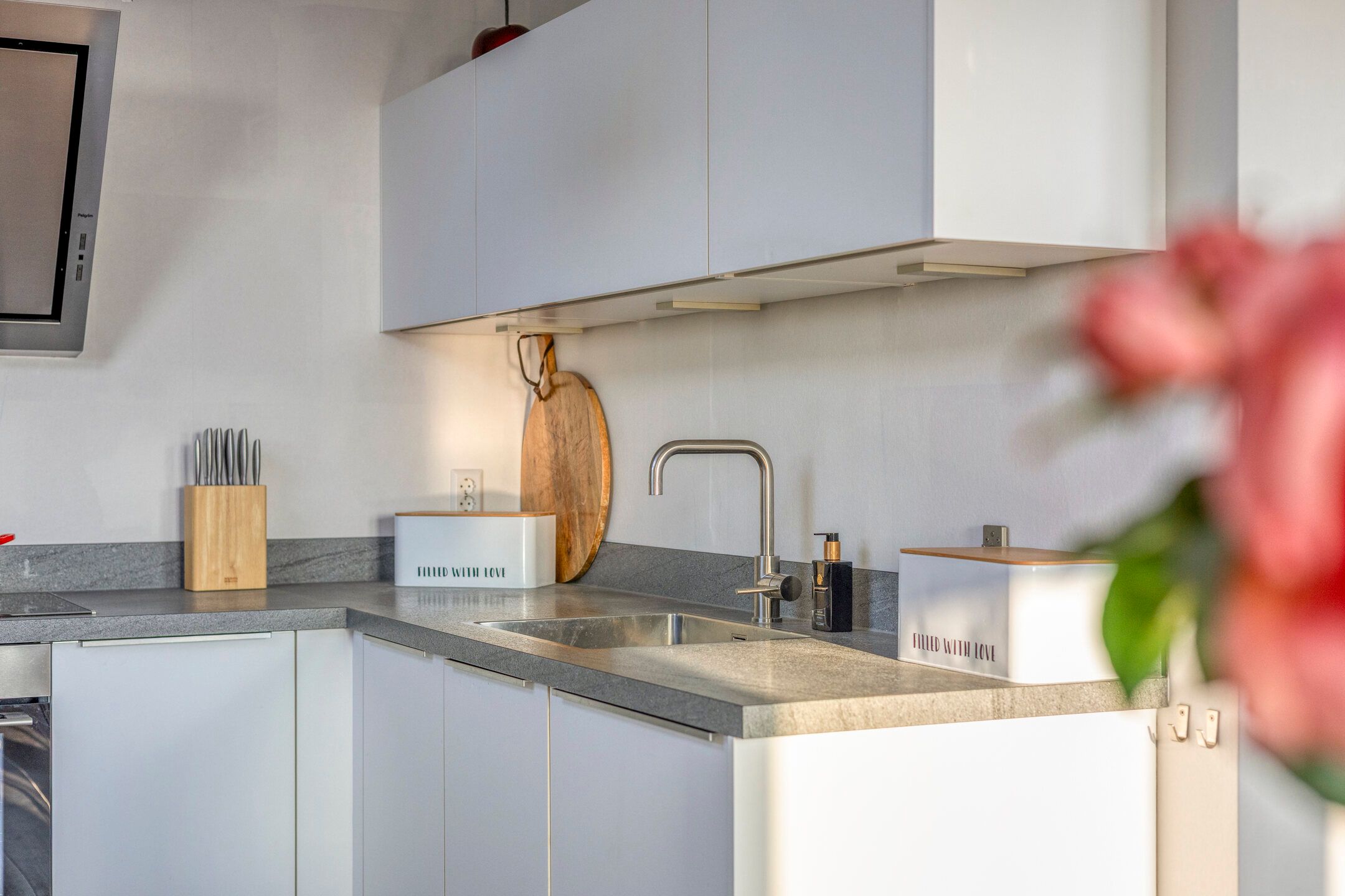 Photo 9 of Molenwal 84