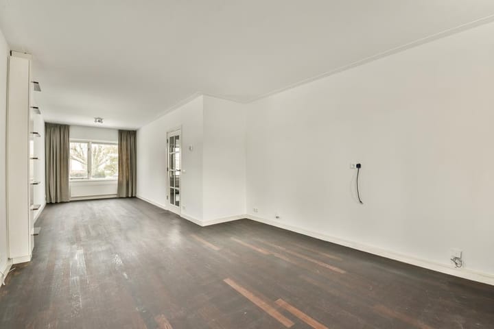 Foto 2 van Mr. G. Groen van Prinstererlaan 33