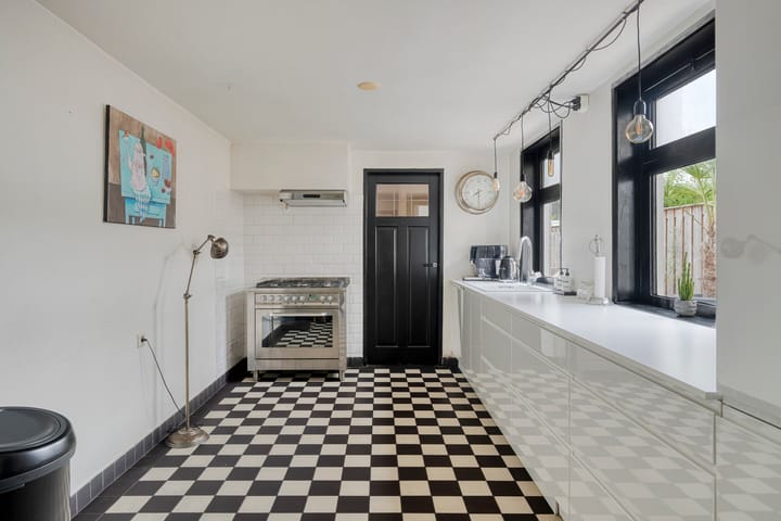 Foto 12 van Zuid-Oosterstraat 63