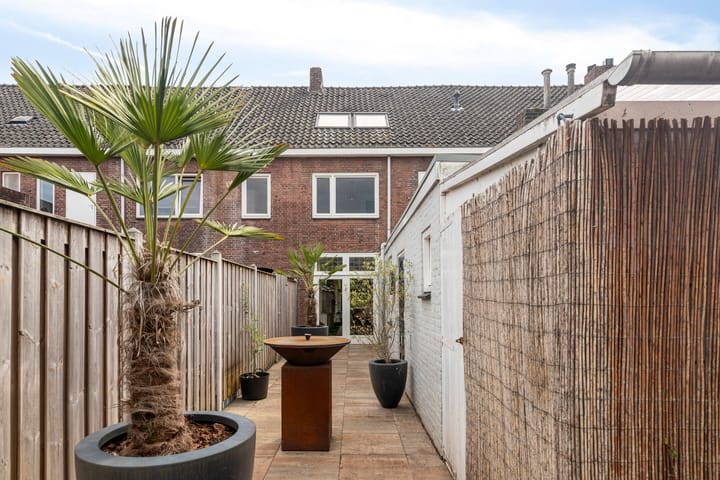 Foto 38 van Zuid-Oosterstraat 63