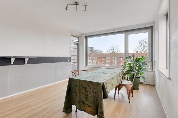 Photo 2 of St. Ignatiusstraat 26-A