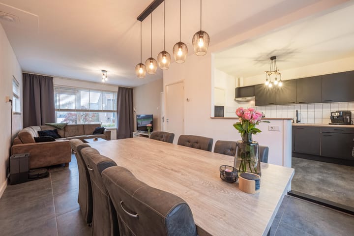 Photo 2 of Greffelingsestraat 14