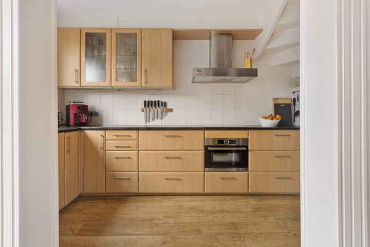 Photo 14 of Van der Duyn van Maasdamlaan 18