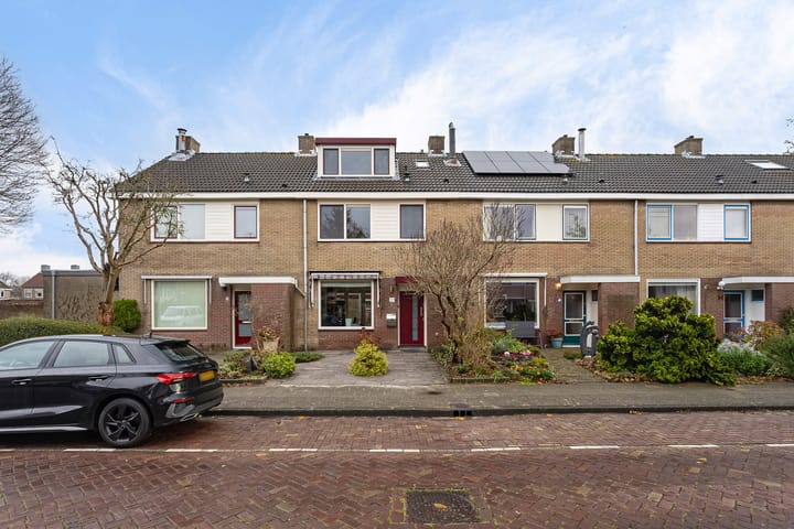 Photo 33 of Van der Duyn van Maasdamlaan 18