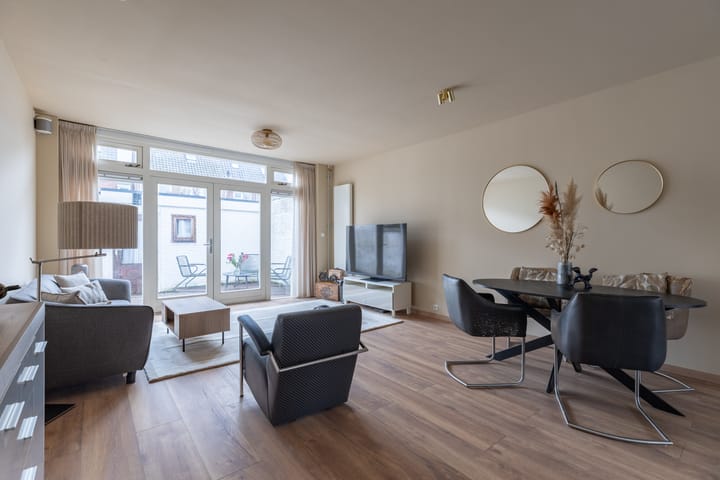 Photo 2 of C.W.Bruinvisstraat 11