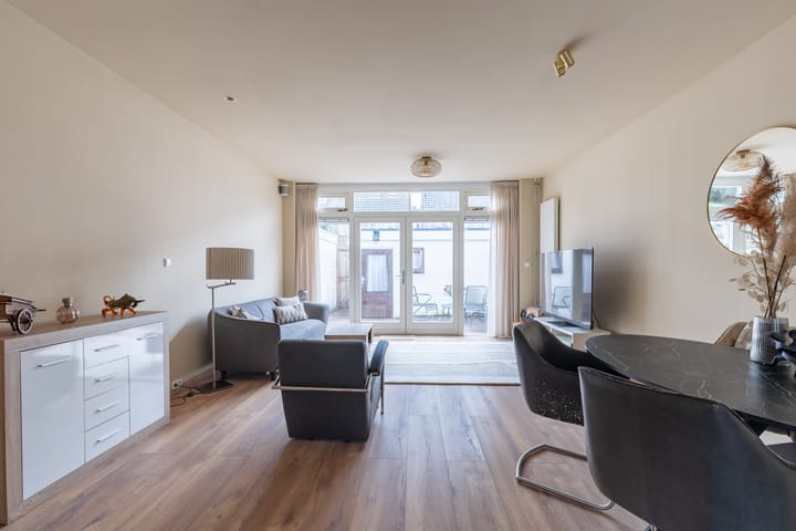 Photo 4 of C.W.Bruinvisstraat 11