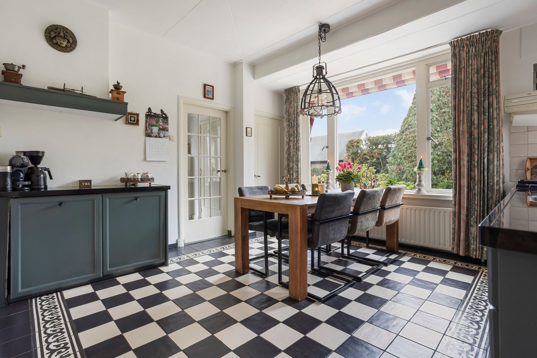 Foto 3 van Parallelweg-Zuid 115