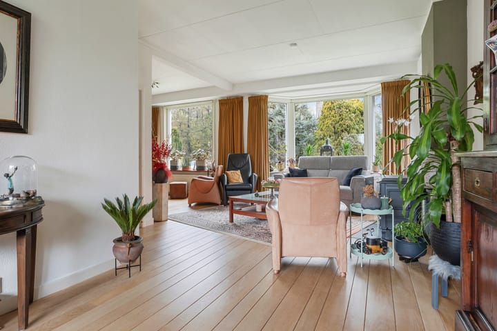 Foto 11 van Parallelweg-Zuid 115