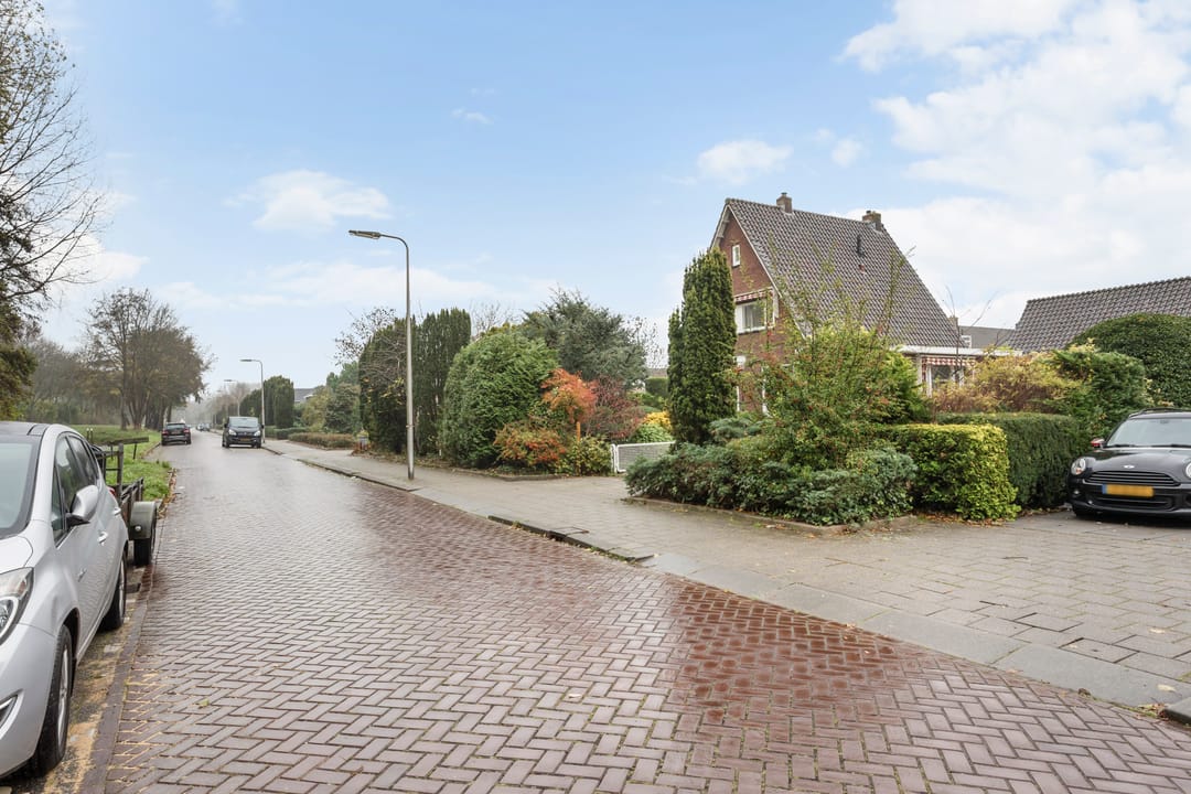 Foto 43 van Parallelweg-Zuid 115