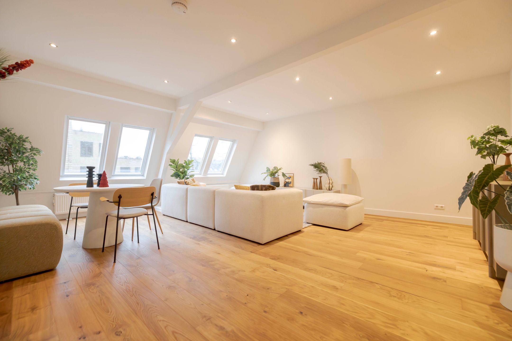 Foto 12 van Velperweg 19-202