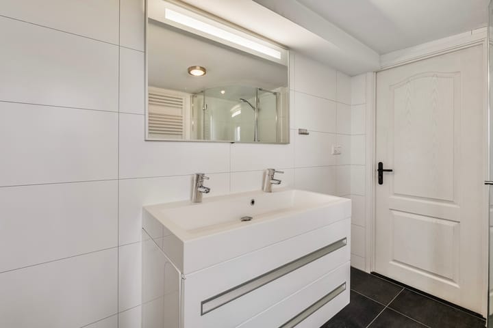 Foto 45 van Rijksstraatweg 150