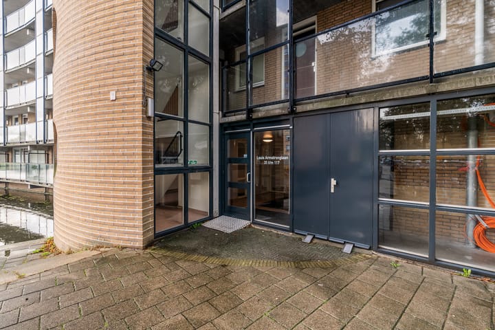 Photo 20 of Louis Armstronglaan 51