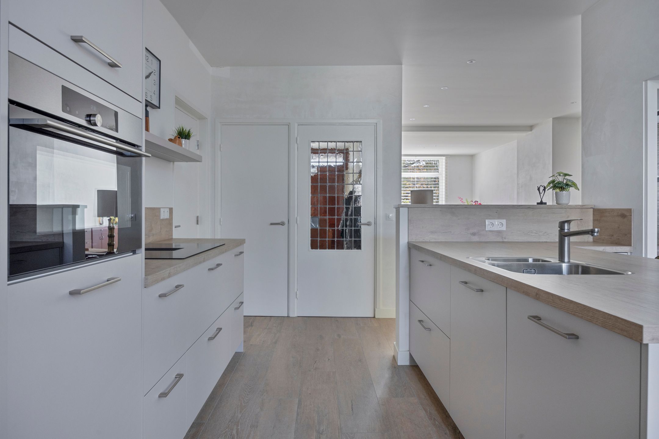 Photo 18 of Emmasingel 20