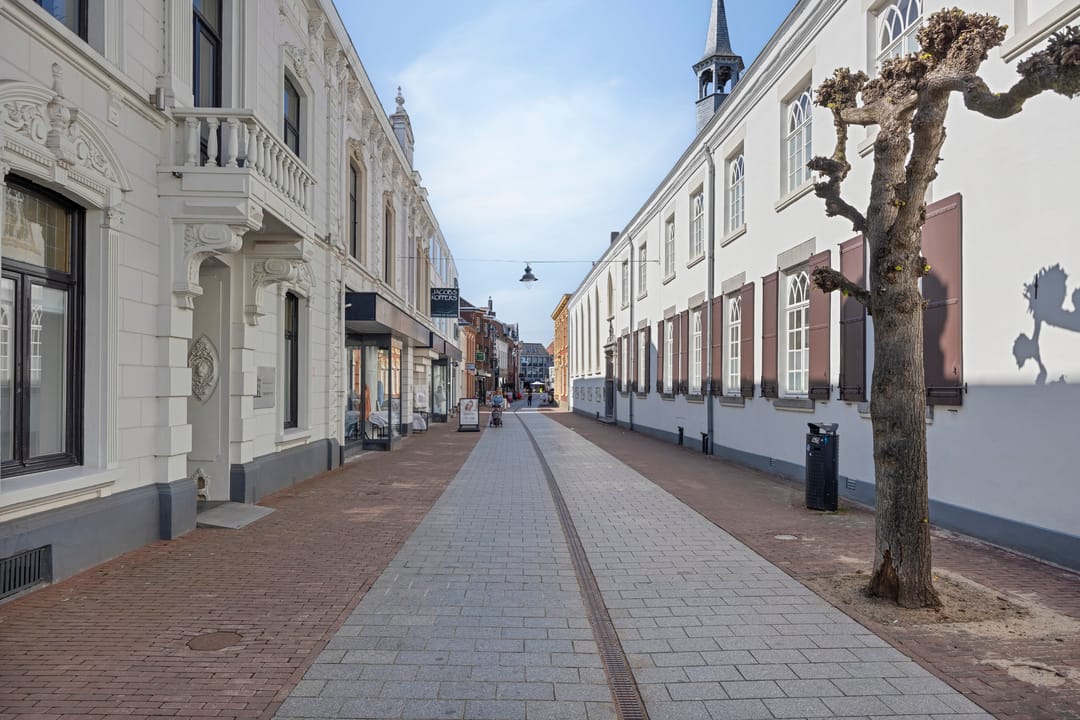 Photo 41 of Emmasingel 20