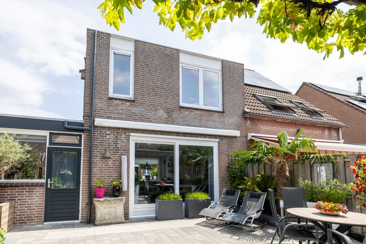 Photo 26 of Nicoline Swijgmanstraat 77