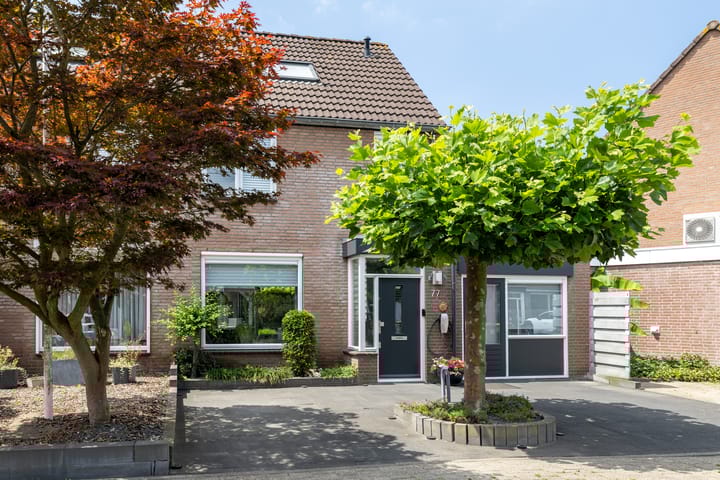 Photo 31 of Nicoline Swijgmanstraat 77