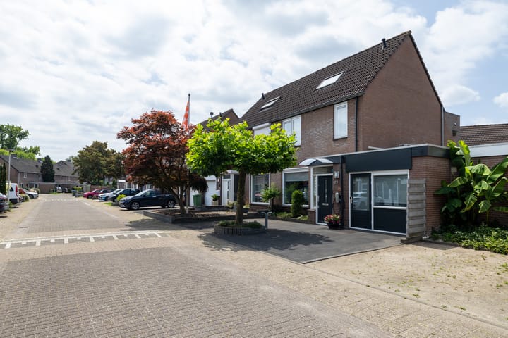 Photo 32 of Nicoline Swijgmanstraat 77