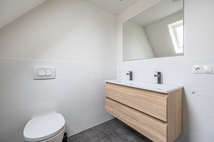 Photo 35 of Hearewei 20