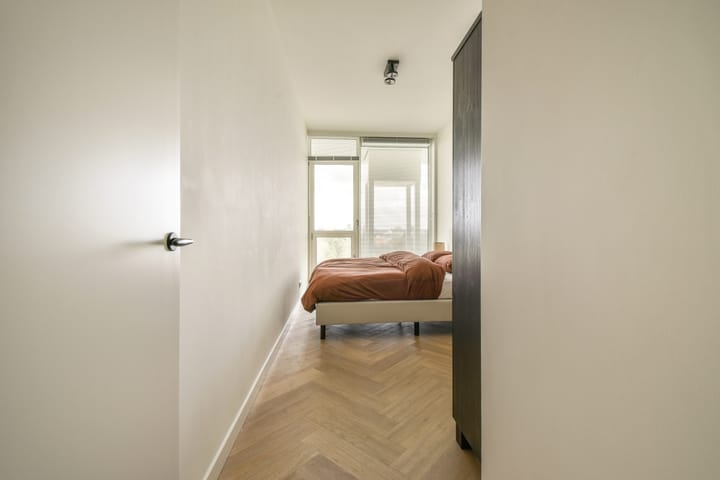 Photo 18 of Haarlemmerweg 484