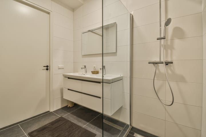 Photo 24 of Haarlemmerweg 484