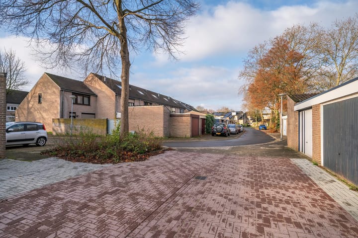 Foto 44 van Dickenslaan 79