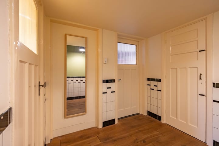 Foto 12 van Molukkenstraat 40